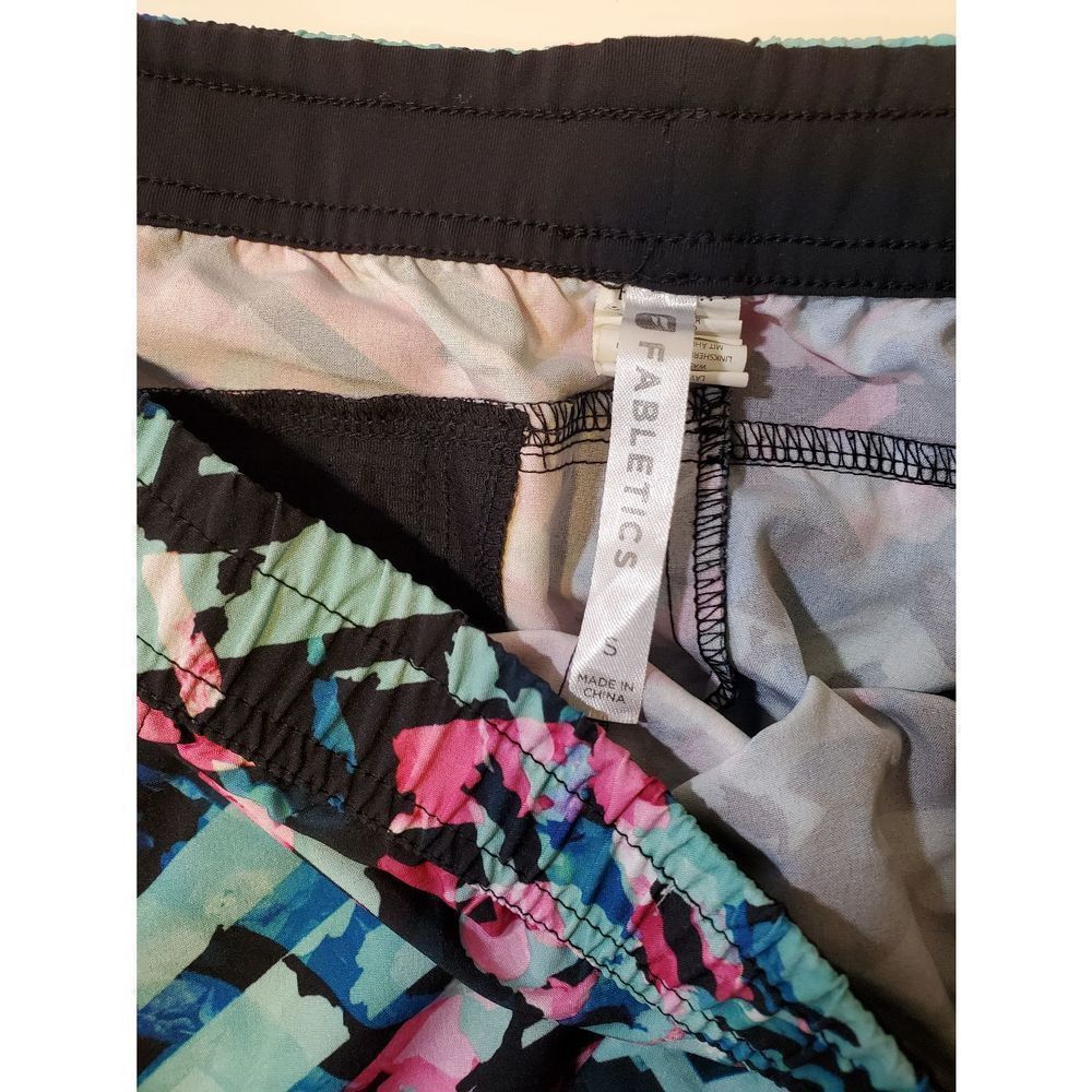 Fabletics Multicolor Size Zip Athletic Short, Siz… - image 6